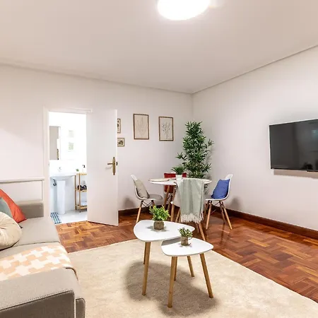 Apartment 1 Parada Al Casco Viejo, 1 Min En Metro - Santutxu *