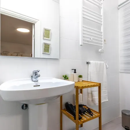 1 Parada Al Casco Viejo, 1 Min En Metro - Santutxu Apartment