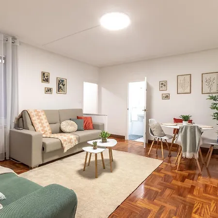 1 Parada Al Casco Viejo, 1 Min En Metro - Santutxu Apartamento *
