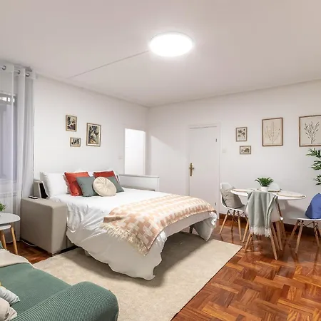 1 Parada Al Casco Viejo, 1 Min En Metro - Santutxu 빌바오