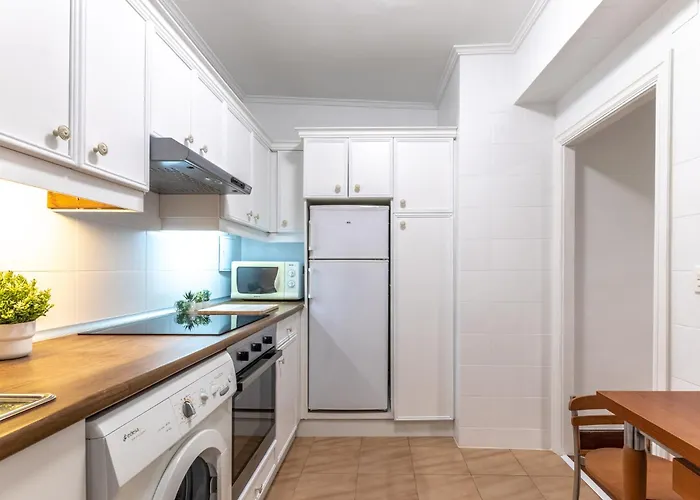 1 Parada Al Casco Viejo, 1 Min En Metro - Santutxu Апартаменты *